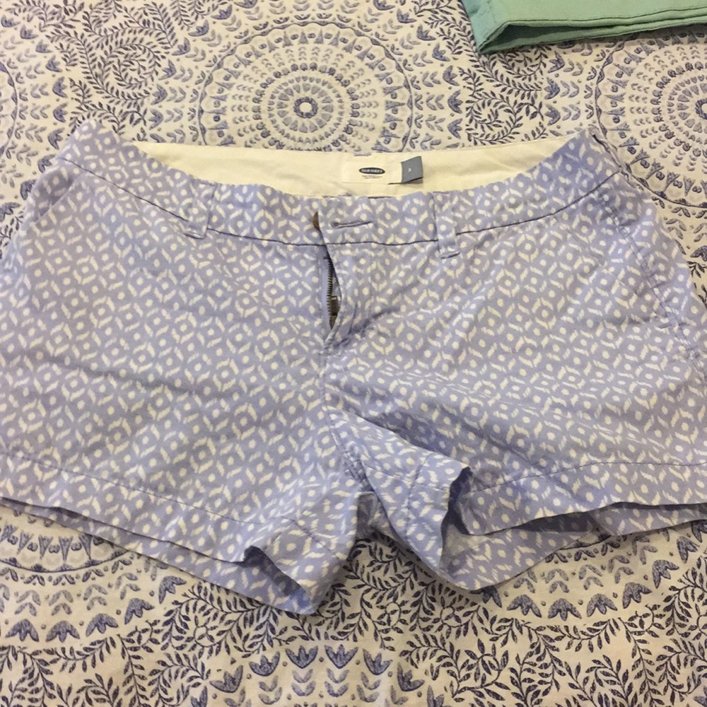 Old navy patterned purple shorts